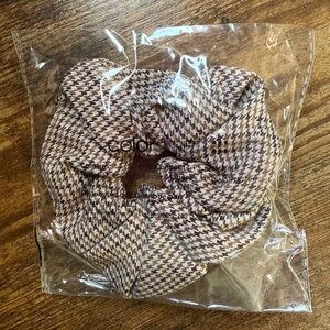 Color Street Brown Houndstooth Hair Scrunchie